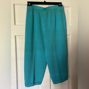 St. John Knit Capris